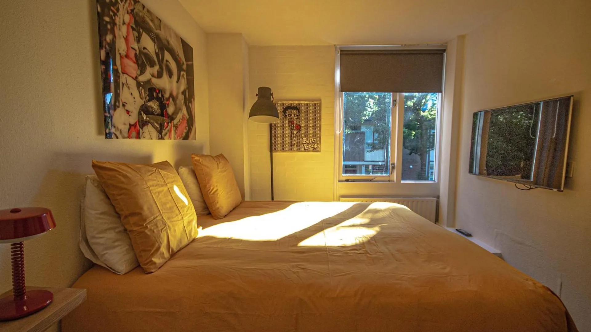 Private Art House Next To The Dunes, Beach And Forest Bed and Breakfast L'Aia Bed & Breakfast